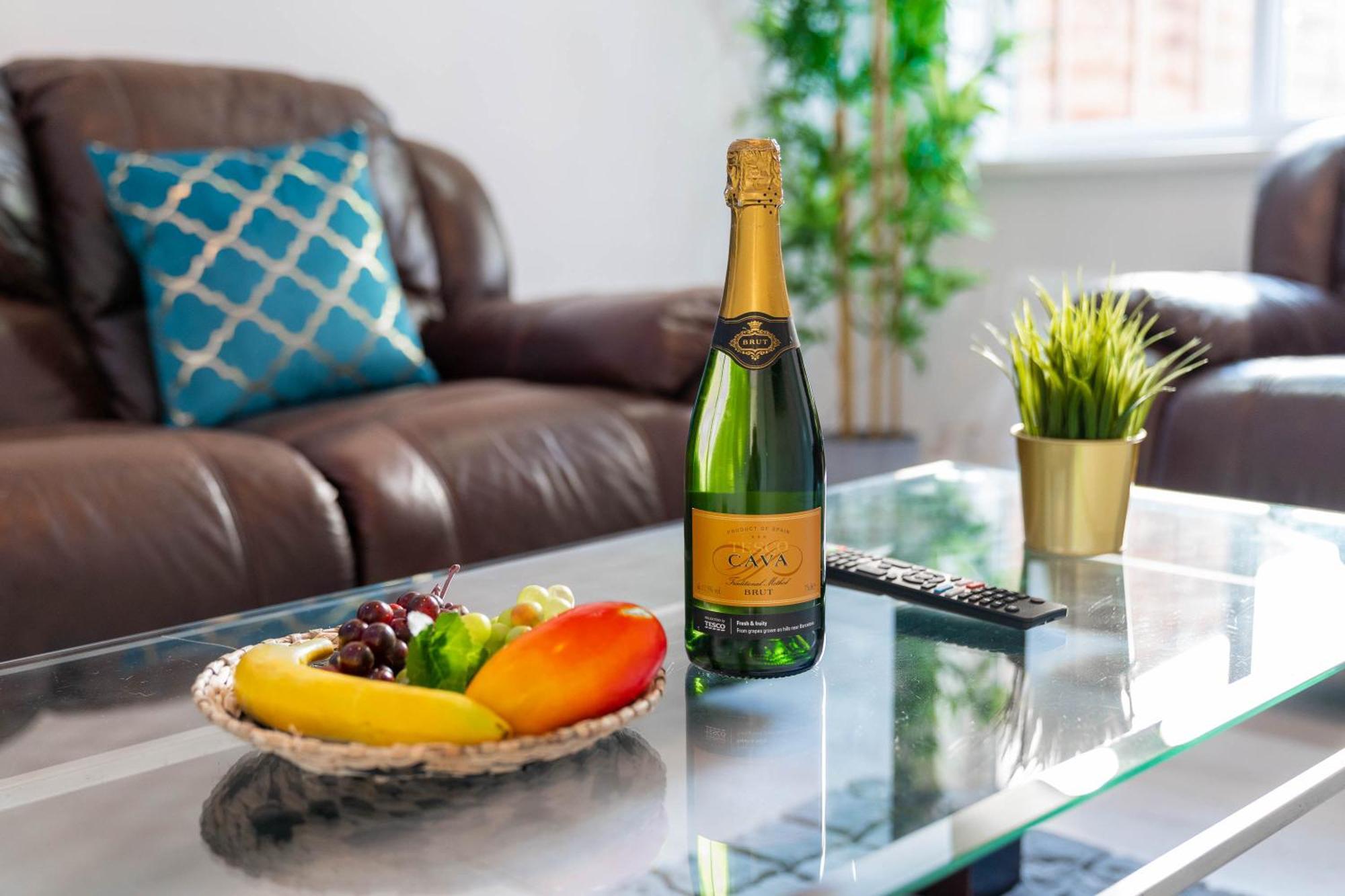 Five Bedroom Townhouse - Near City Centre - Edgbaston - On Street Parking - Wifi - Netflix - 974P Бірмінгем Екстер'єр фото