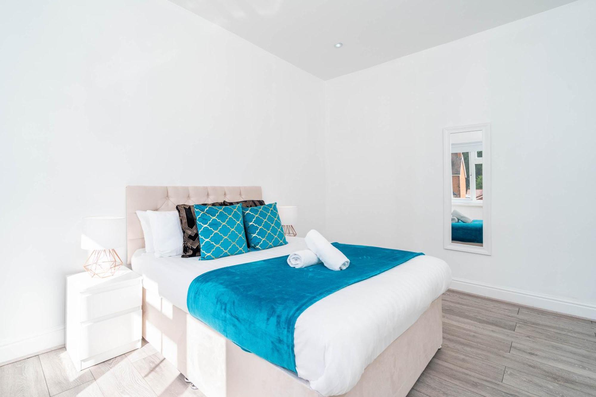 Five Bedroom Townhouse - Near City Centre - Edgbaston - On Street Parking - Wifi - Netflix - 974P Бірмінгем Екстер'єр фото